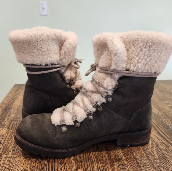 Ugg Fraser Cozy Shearling-Lined Lace Up Hiking Boots Khaki Green Size 10 - Picture 7 of 9